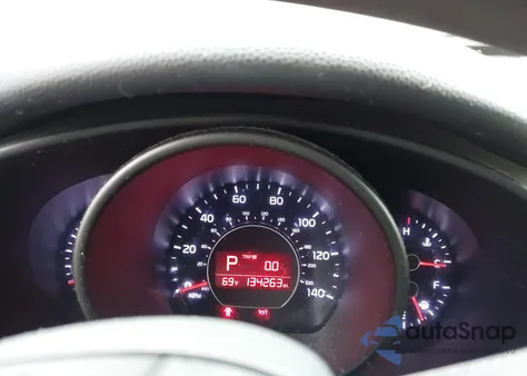 2016 Kia Soul из США, поврежденный, VIN KNDJN2A26G7853862